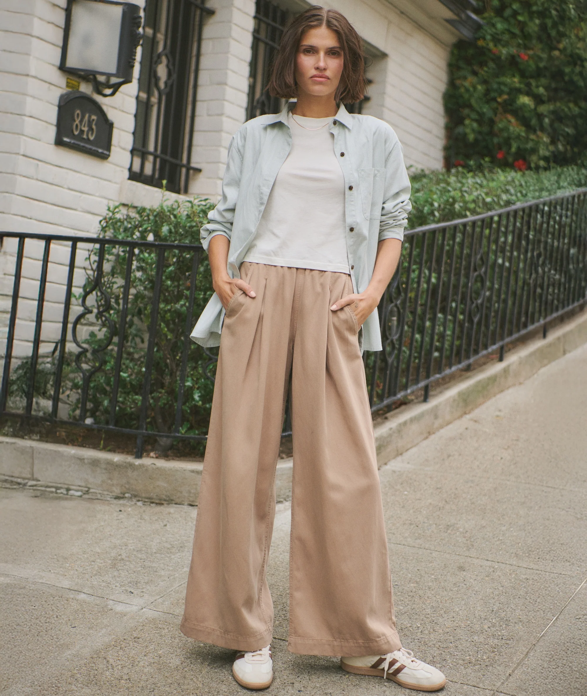 Allison Pleated Wide Leg Trouser - Image 4