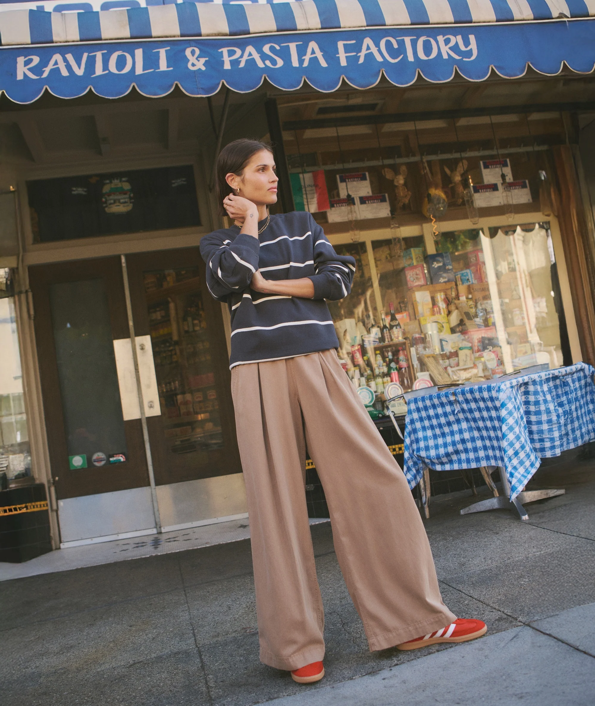 Allison Pleated Wide Leg Trouser - Image 7