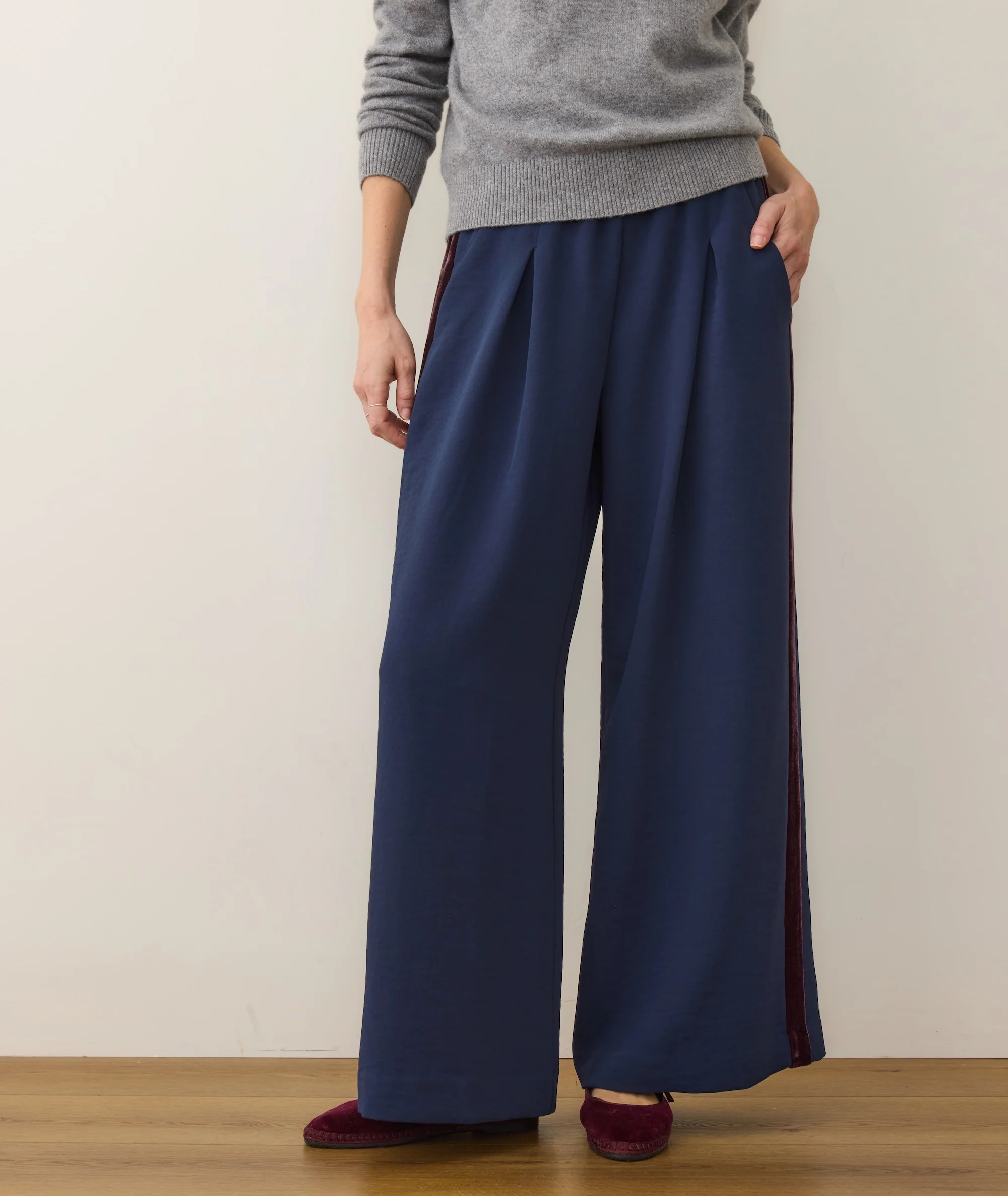 Allison Pleated Wide Leg Trouser - Image 6