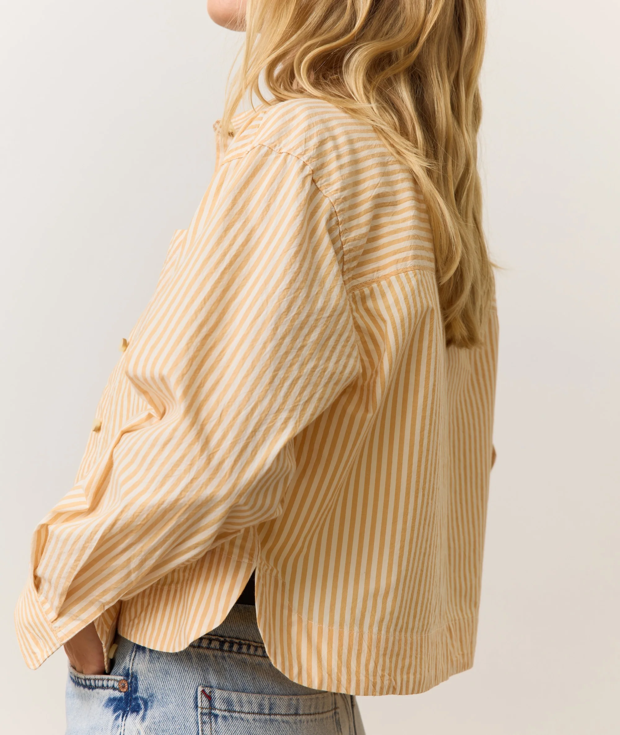 Mia Cropped Shirt in Cali Poplin - Image 2