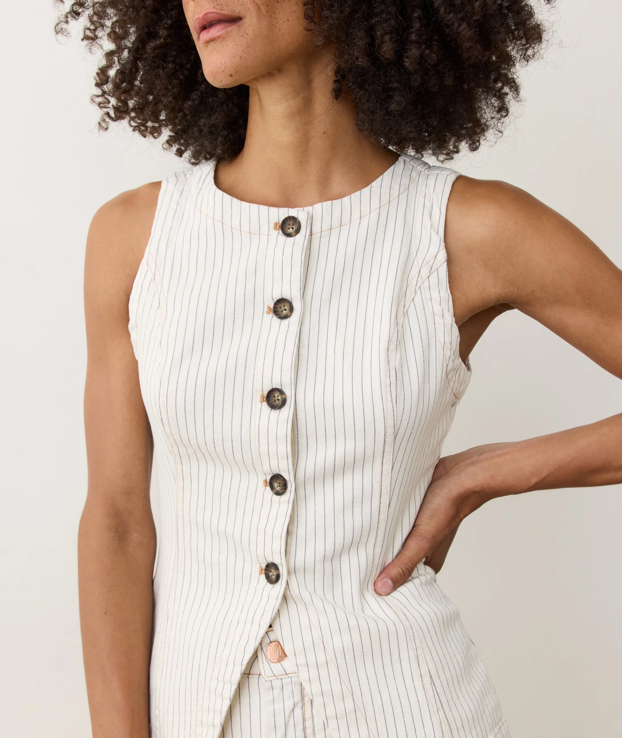 Charlie Longline Vest - Image 4