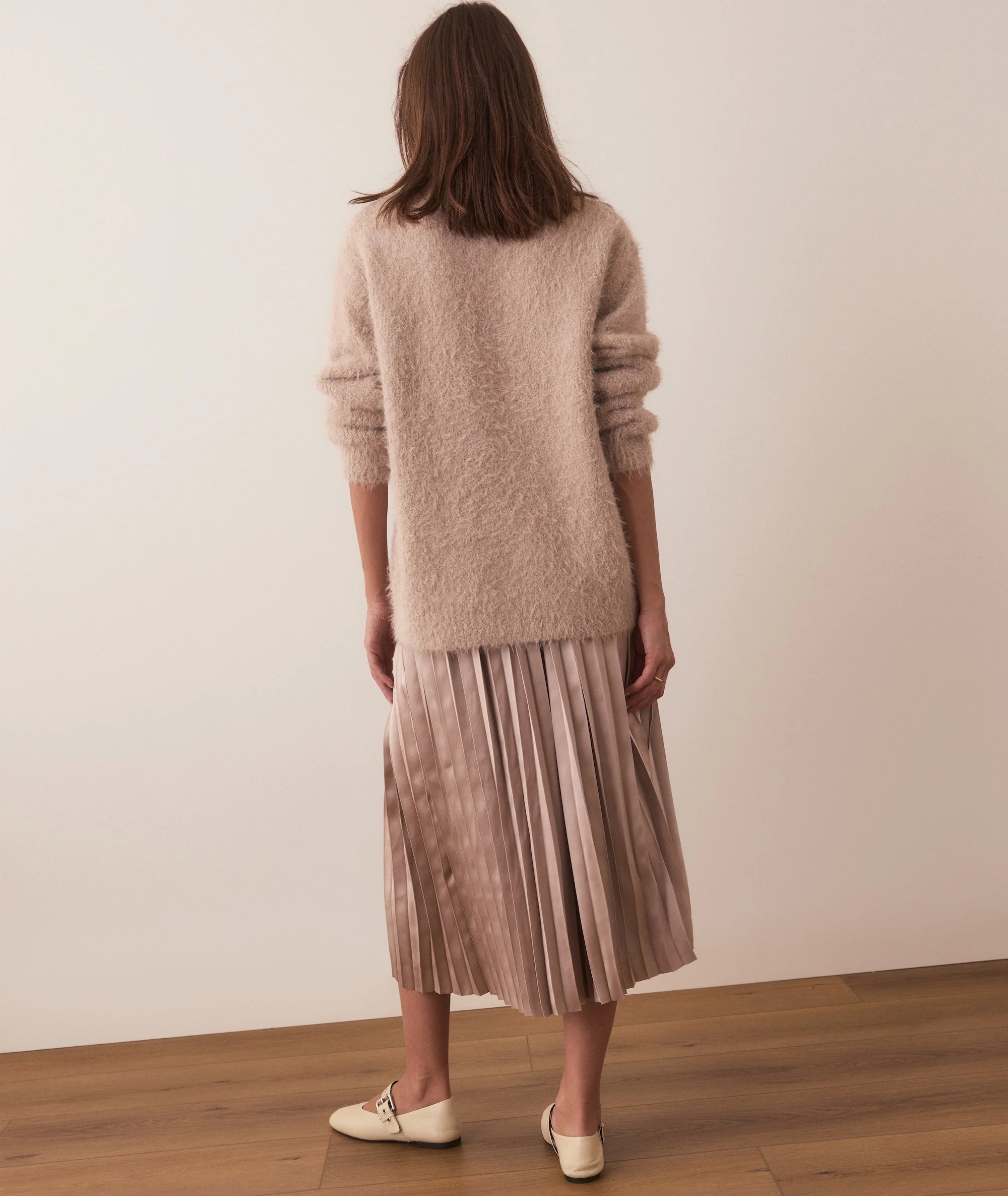 Chelsea Pleated Midi Skirt - Image 5