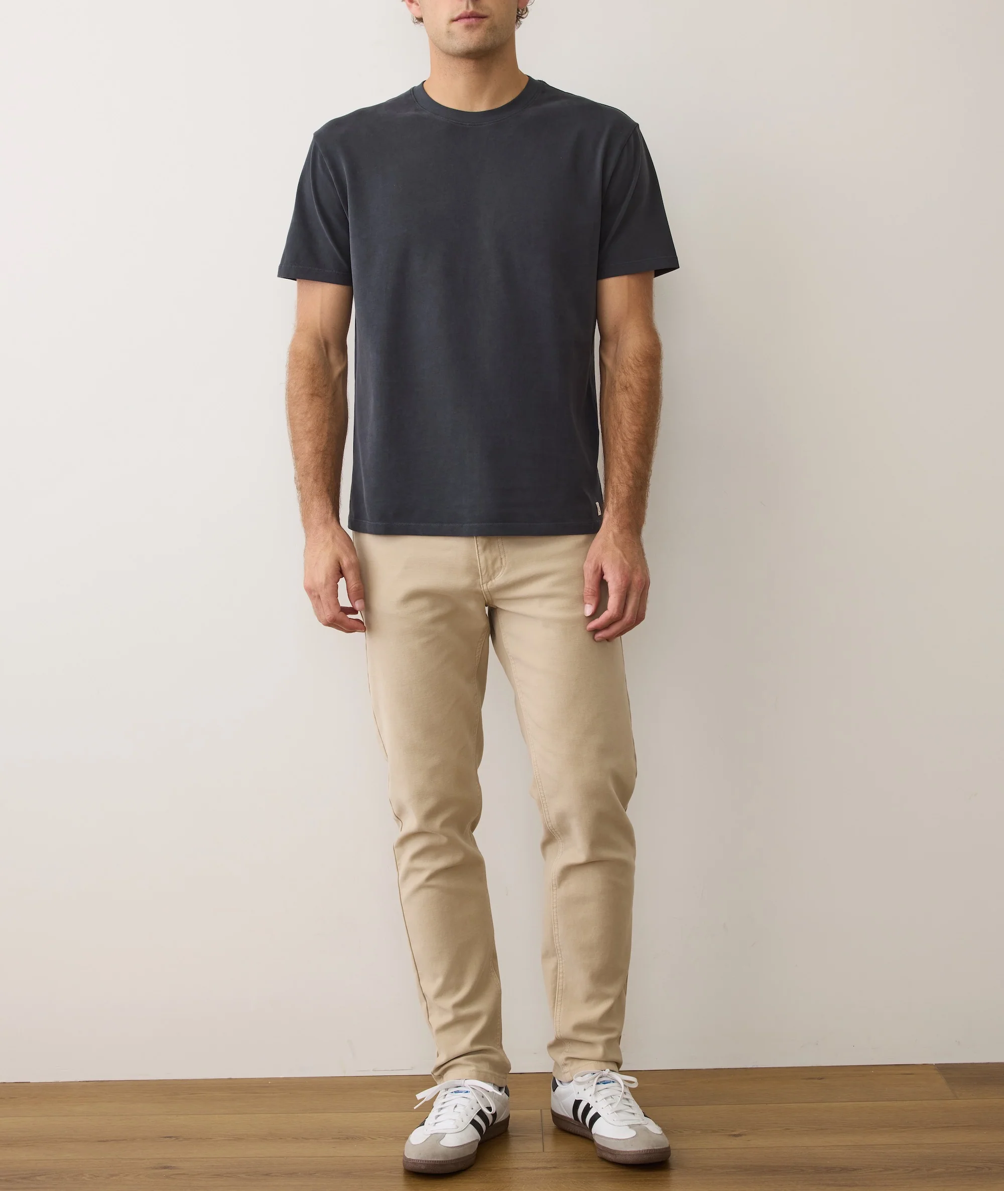 Men's Luxe Jersey Relaxed Tee in Black - Image 7