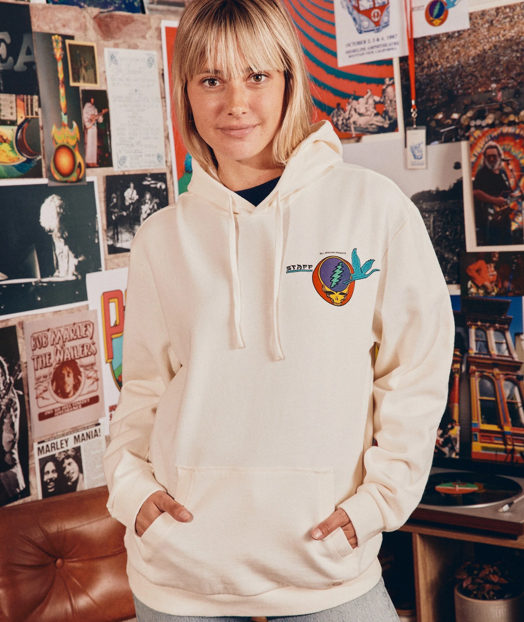 Grateful Dead Shoreline Amphitheatre Unisex Hoodie - Image 2