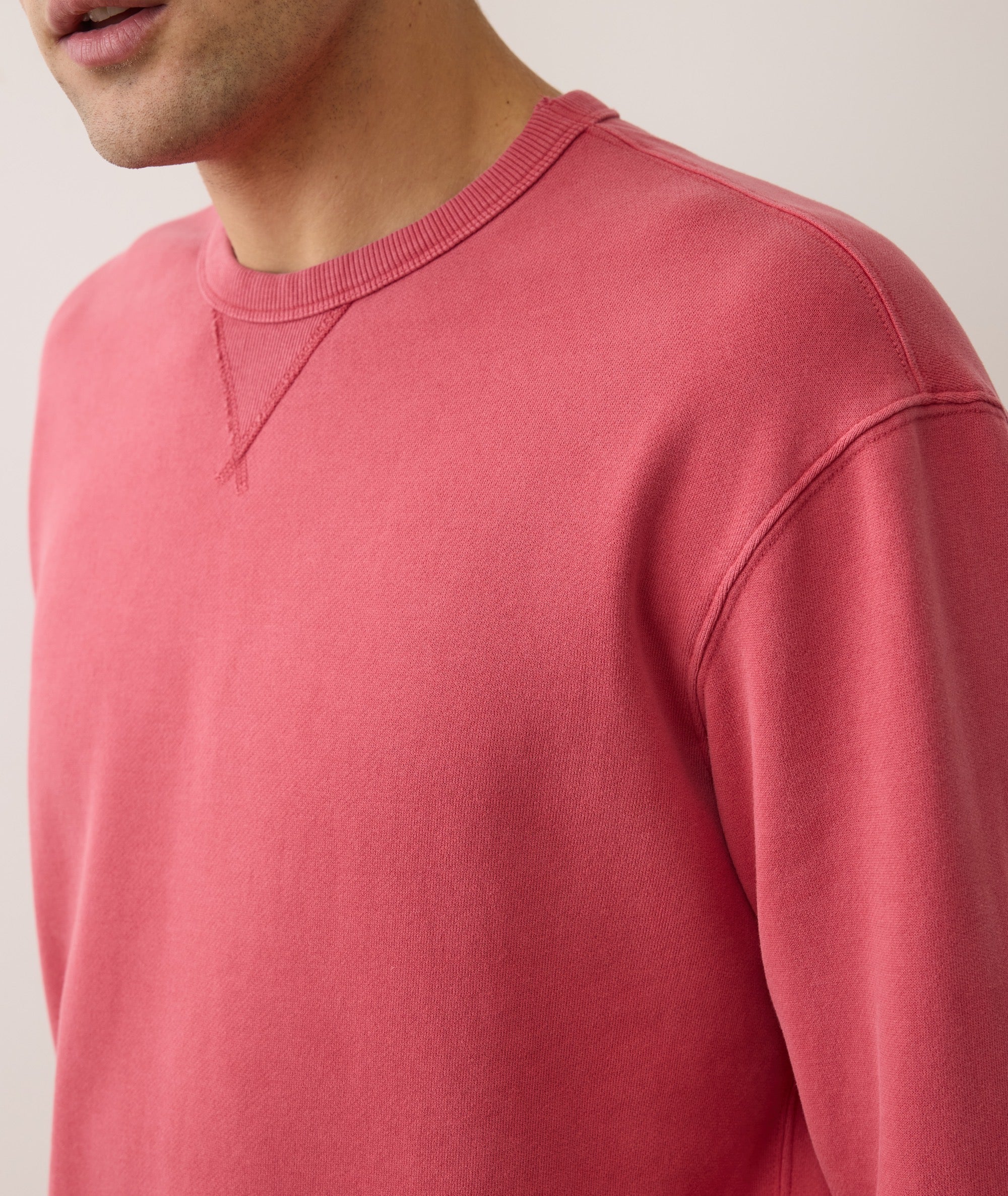Men's Cloud 9 Fleece Relaxed Crewneck in Baked Apple - Image 4