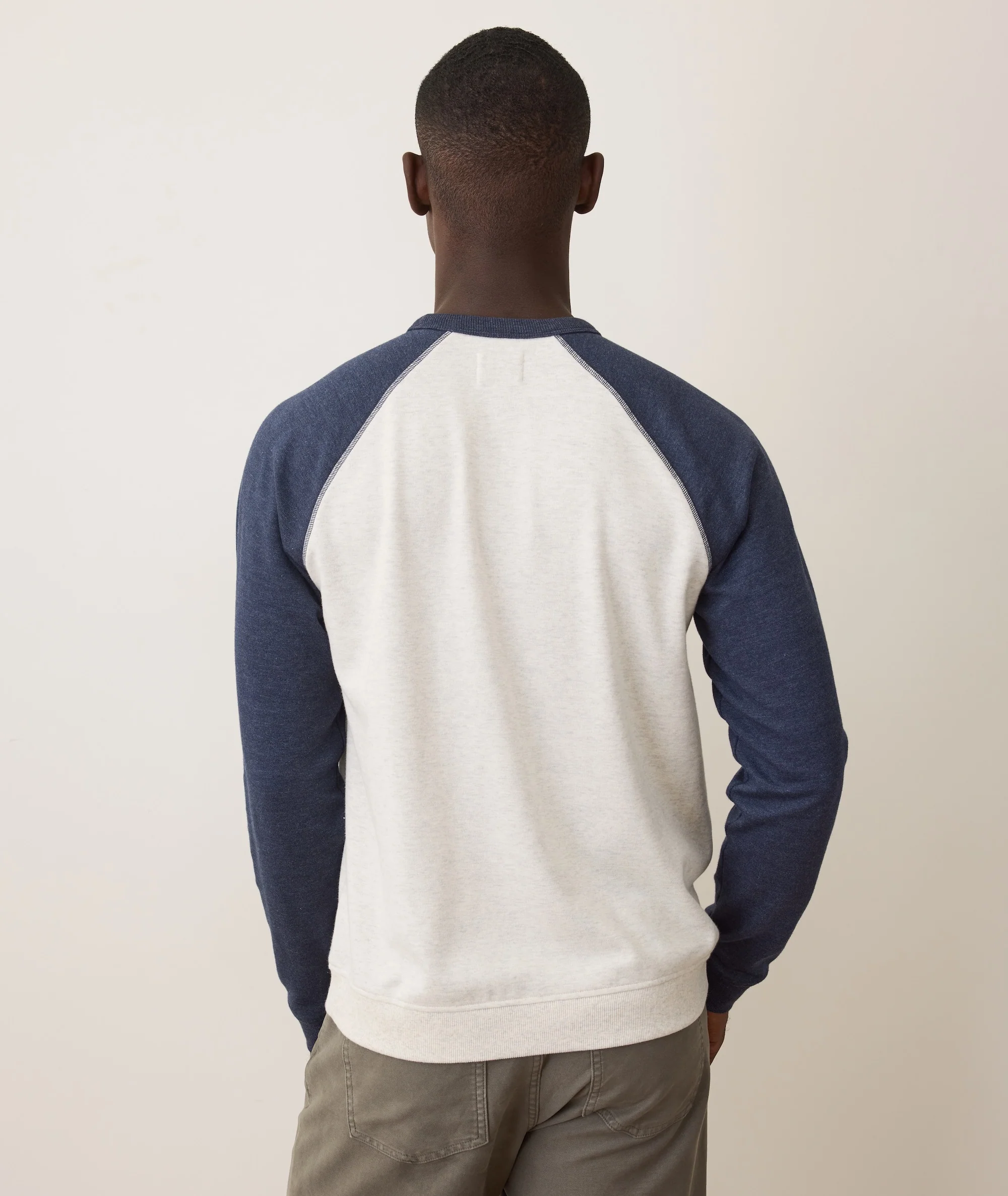 Pacifica Stretch Raglan - Image 9