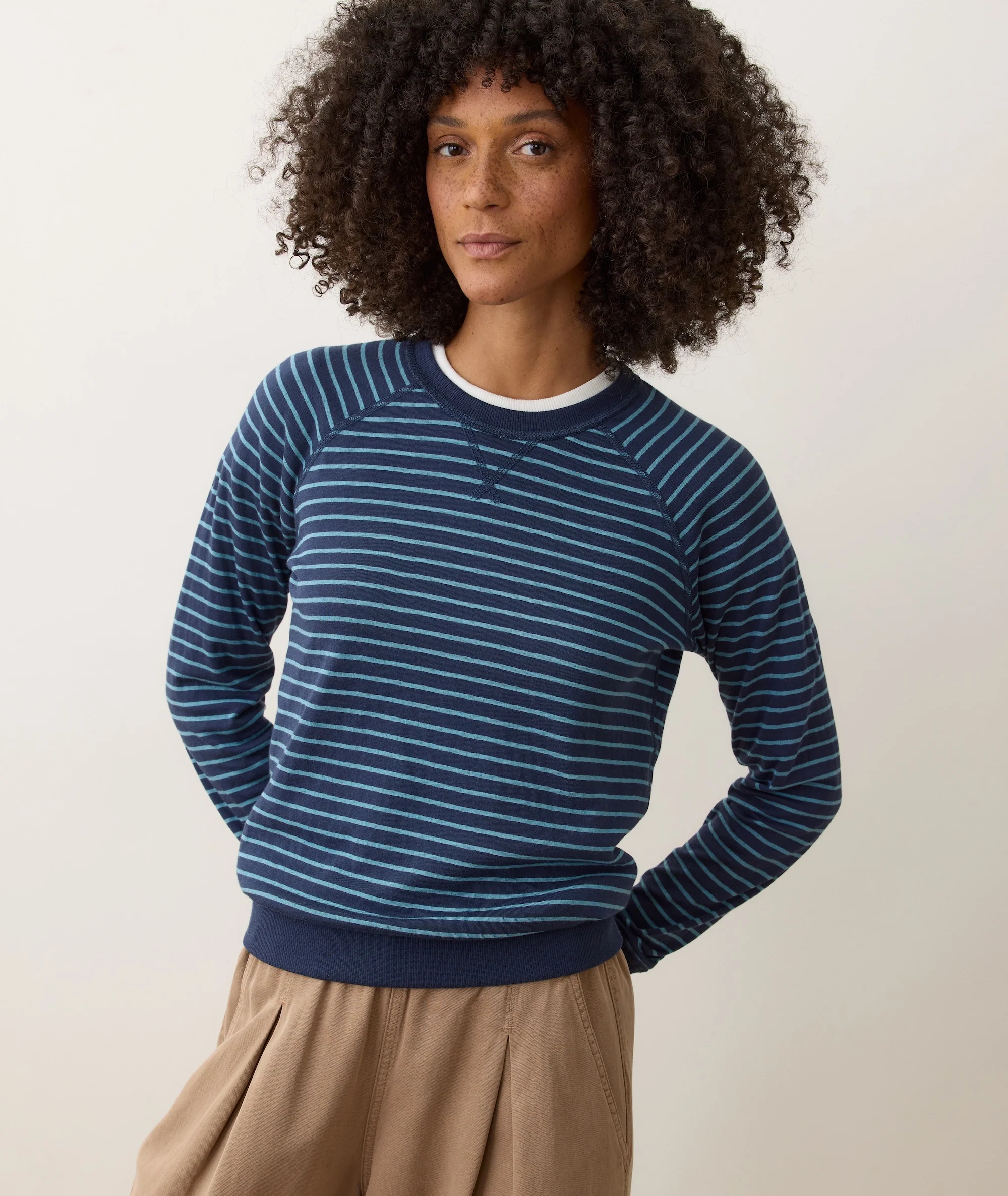 Juno Reversible Raglan - Image 8