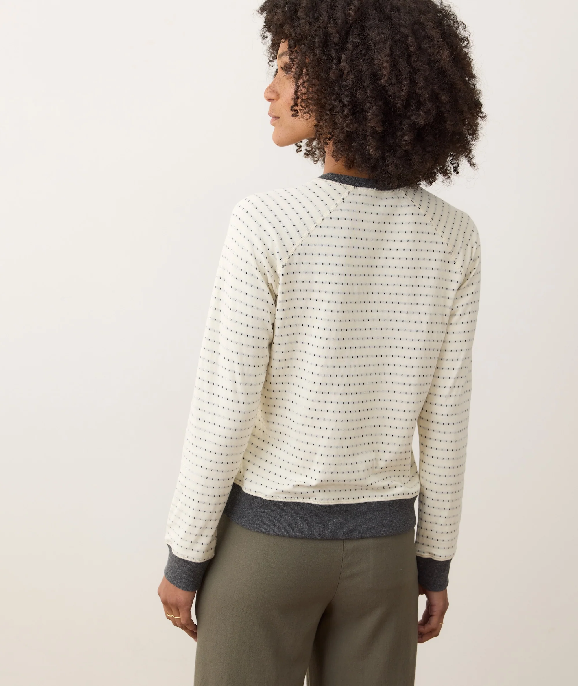 Juno Reversible Raglan - Image 6